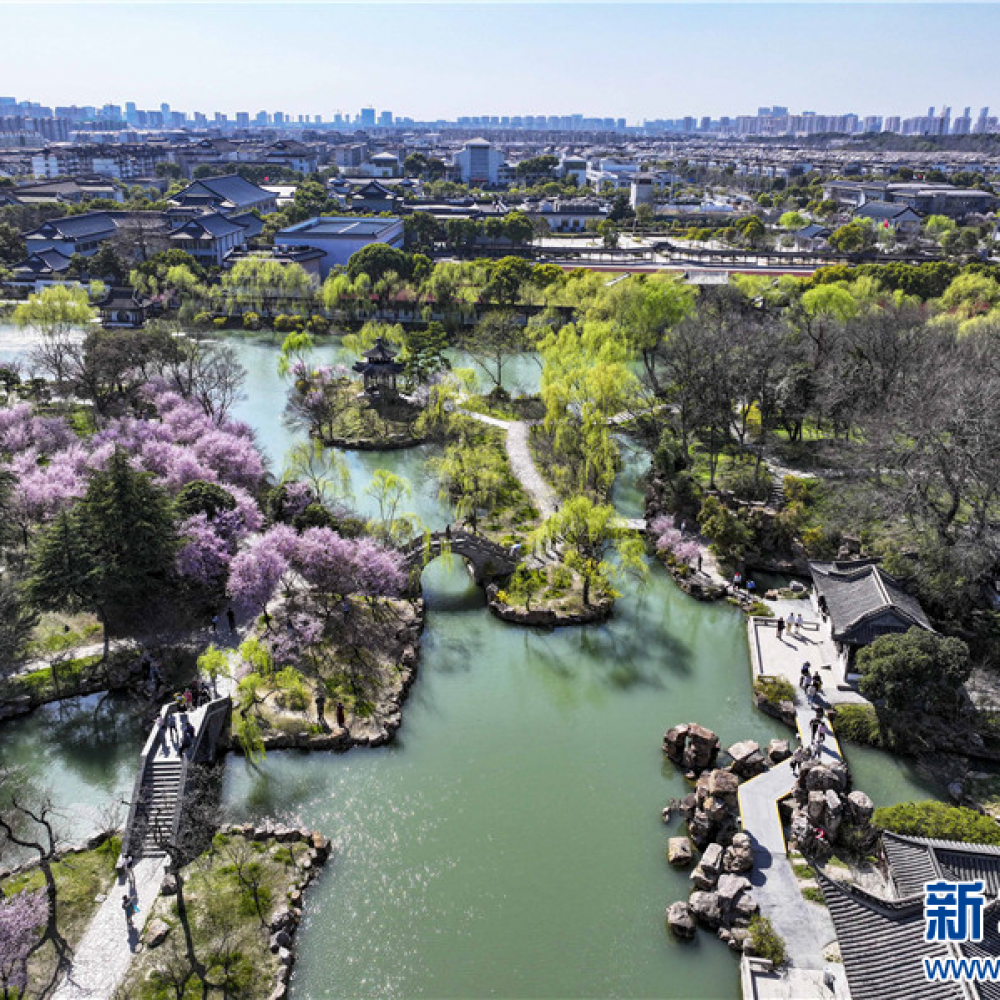 江苏扬州：春到瘦西湖