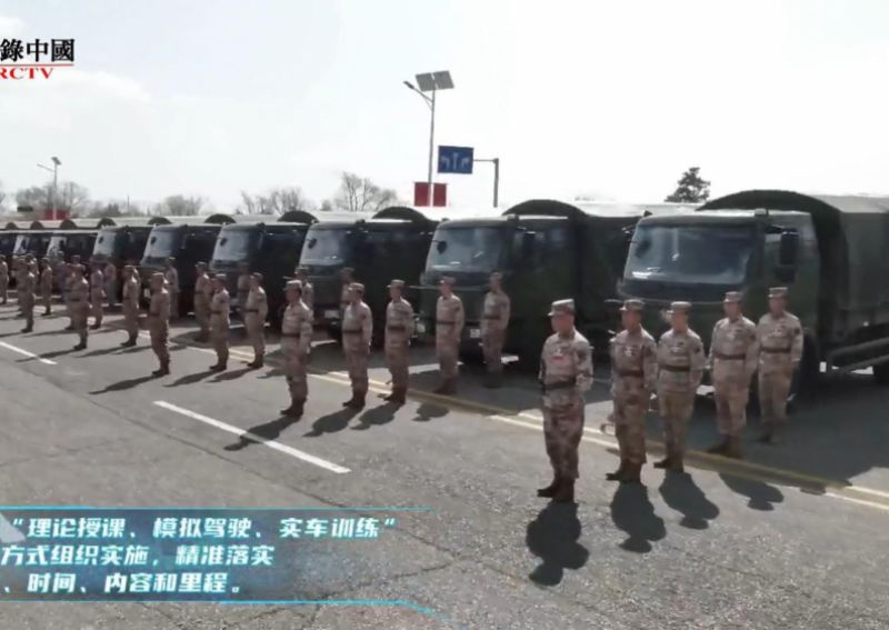 北疆深处砺精兵，驰骋千里为打赢-直击新训汽车驾驶员培训现场 （作者  李哲）