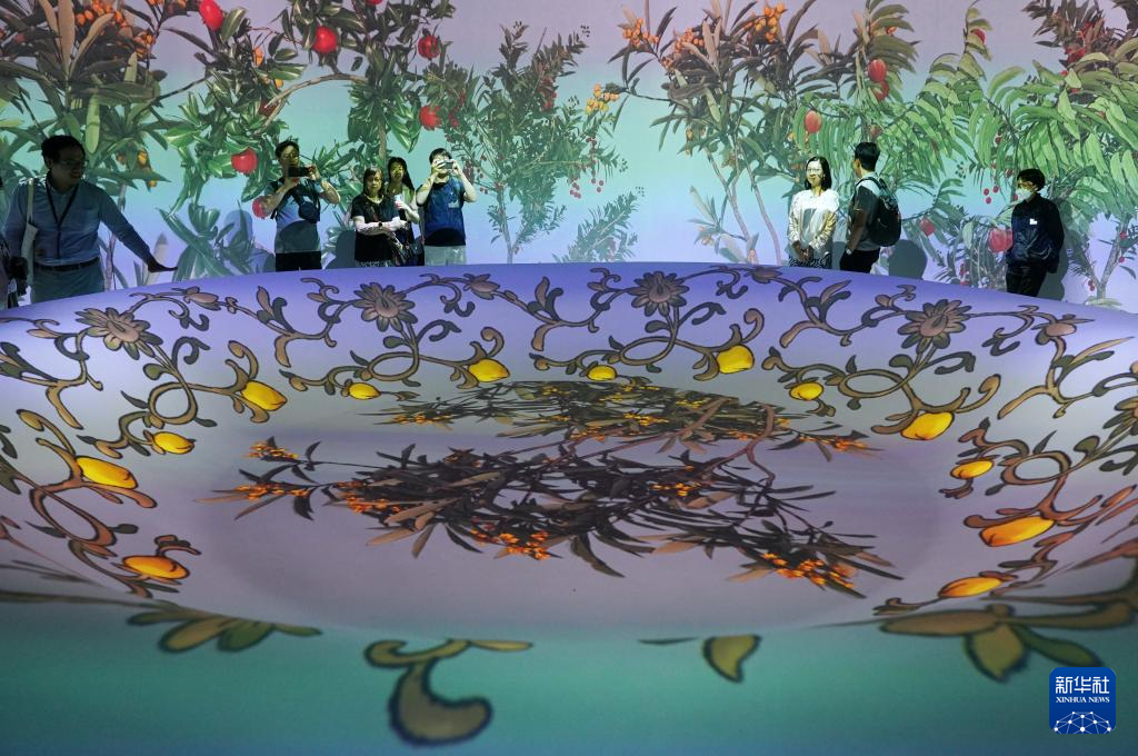 香港故宫文博馆推出“‘纹’以载道”沉浸式体验展